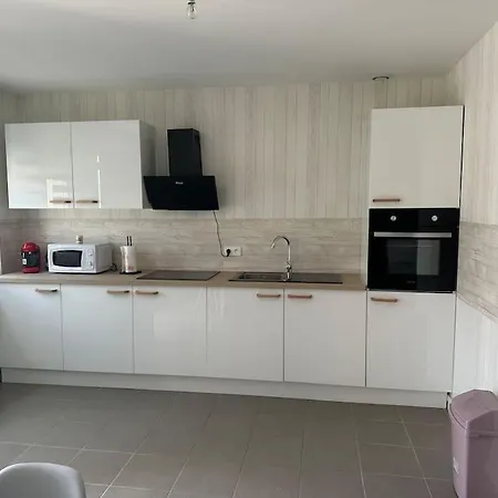 Apartment Chez Greg Et Laetitia