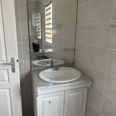 Chez Greg Et Laetitia